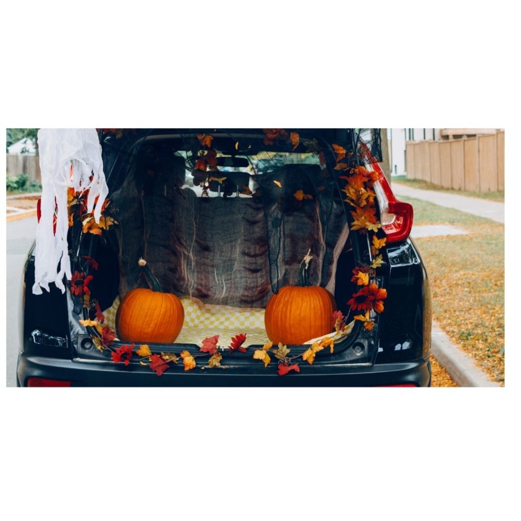 car decor for Halloween